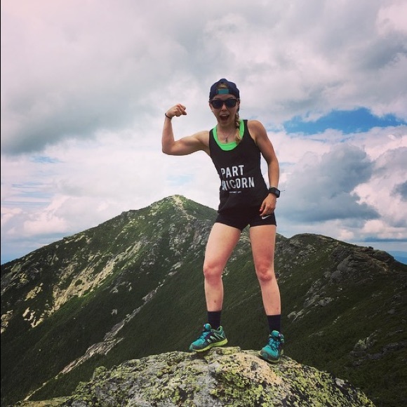 Meet your Posher, Sarah - Picture 2 of 7